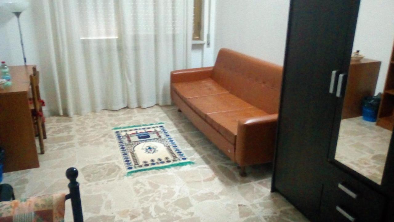 B&B 5 Int 5 A Enna Kore Bagian luar foto