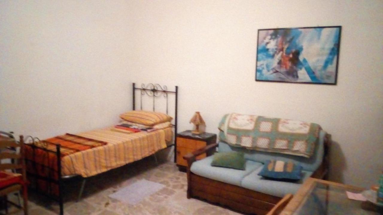 B&B 5 Int 5 A Enna Kore Bagian luar foto